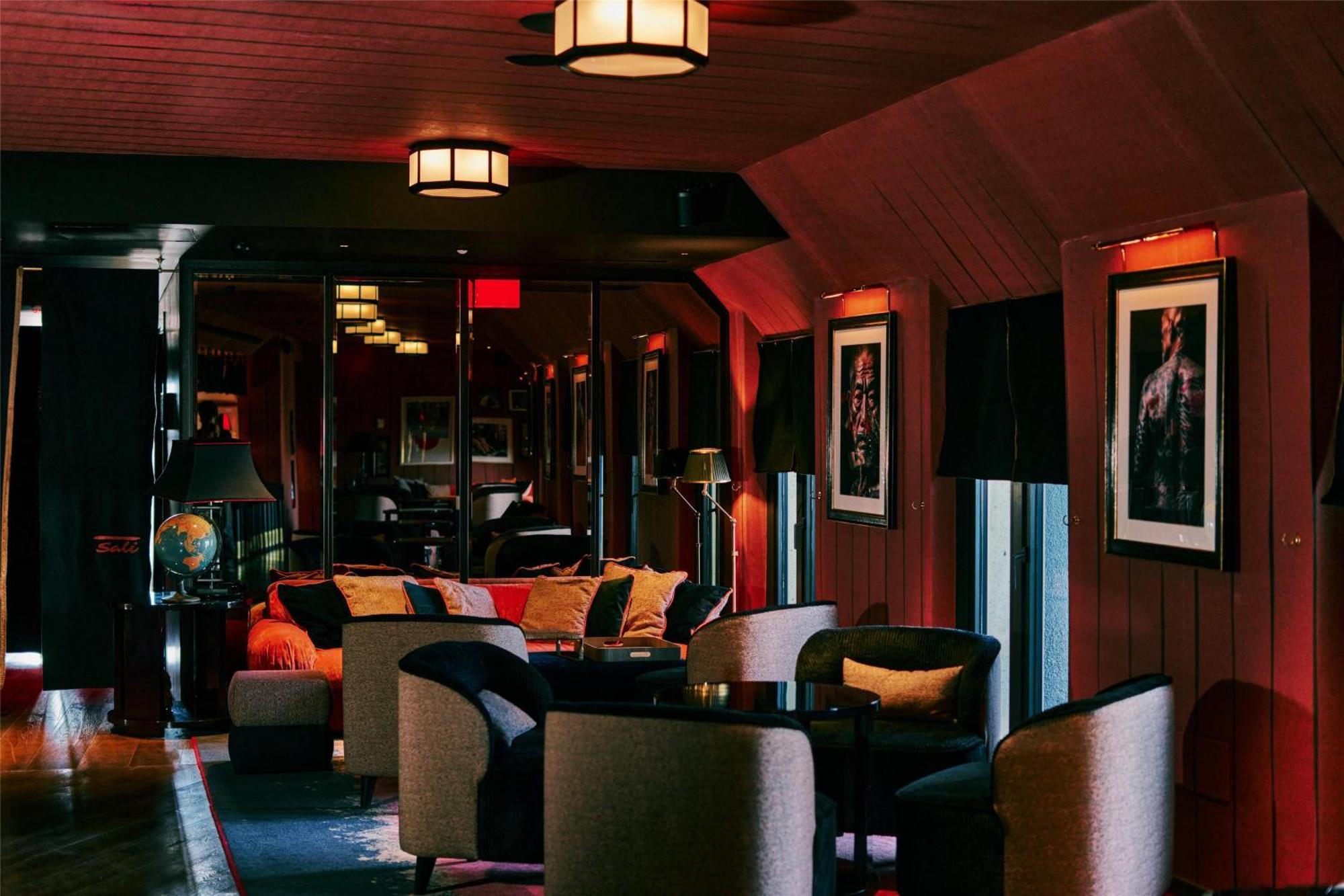 Radisson Collection Hotel, Santa Sofia 5*